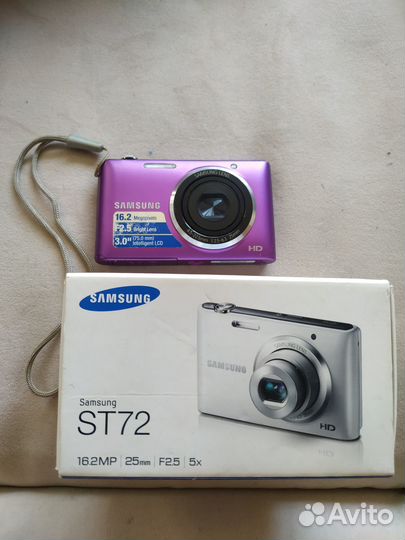 Старый цифровой фотоаппарат, незнаю работает ли