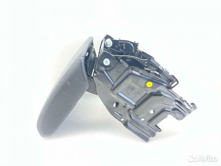 Подлокотник Audi A5 8T