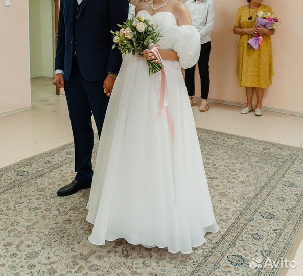 Свадебное платье