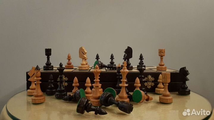 Шахматы Импортные дерево