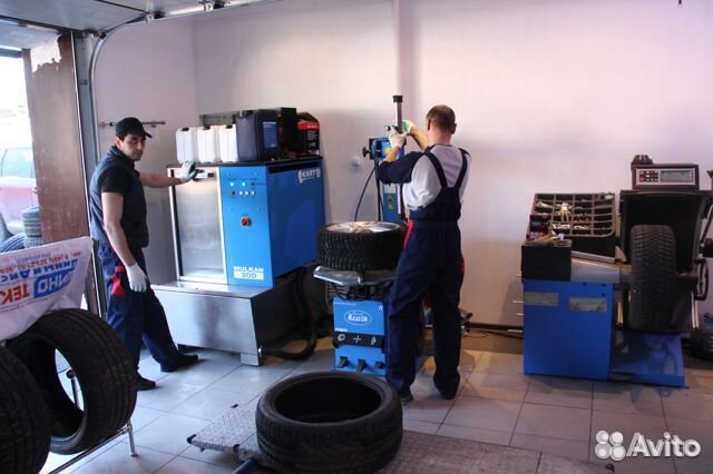 Bridgestone Blizzak Ice 235/45 R18