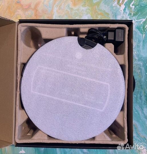 Робот-пылесос Redmond RV-R290