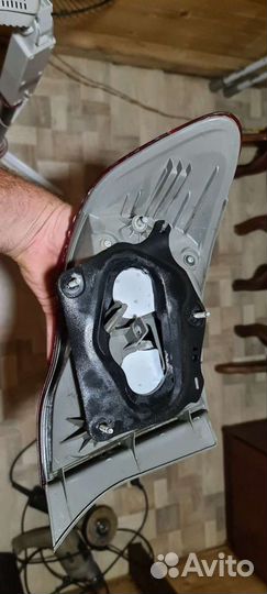 Задняя правая фара toyota corolla е150 до рест