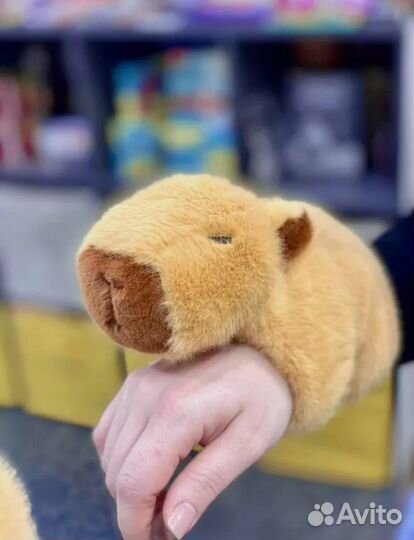 Мягкая игрушка оптом браслет капибара на руку 101