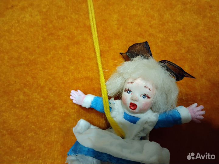 Ватная ёлочная игрушка. Алиса в стране чудес