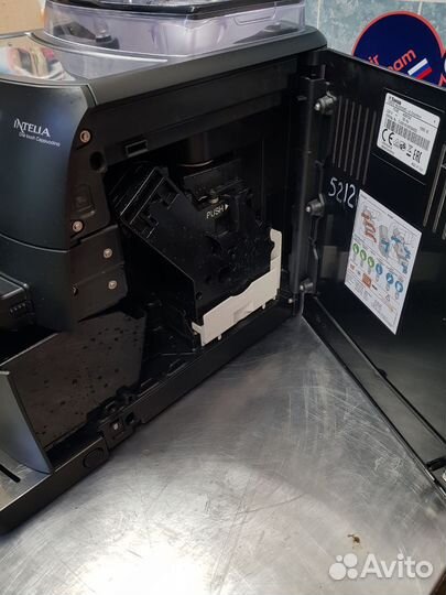 Кофемашина Saeco intelia