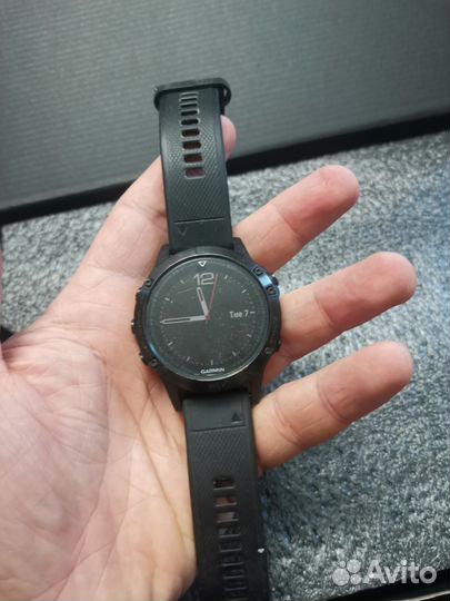 Часы garmin fenix 5