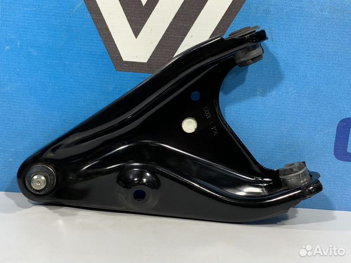 Рычаг подвески Renault sandero stepway 2 Лев