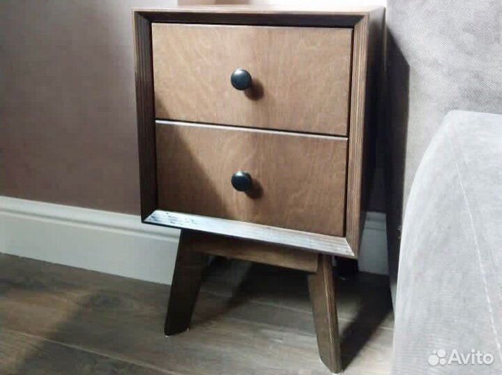 Тумба прикроватная
