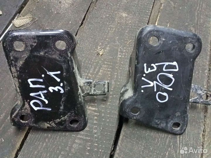 Кронштейн Фольксваген поло