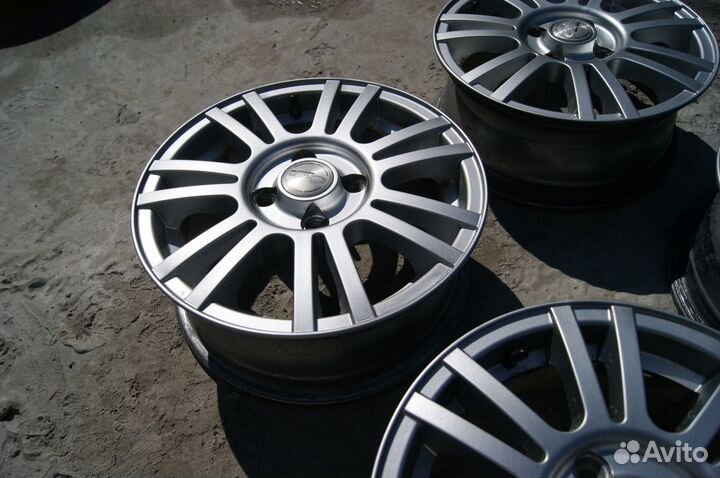 Литые диски R14 4х100 ET45 от Рено Сандеро