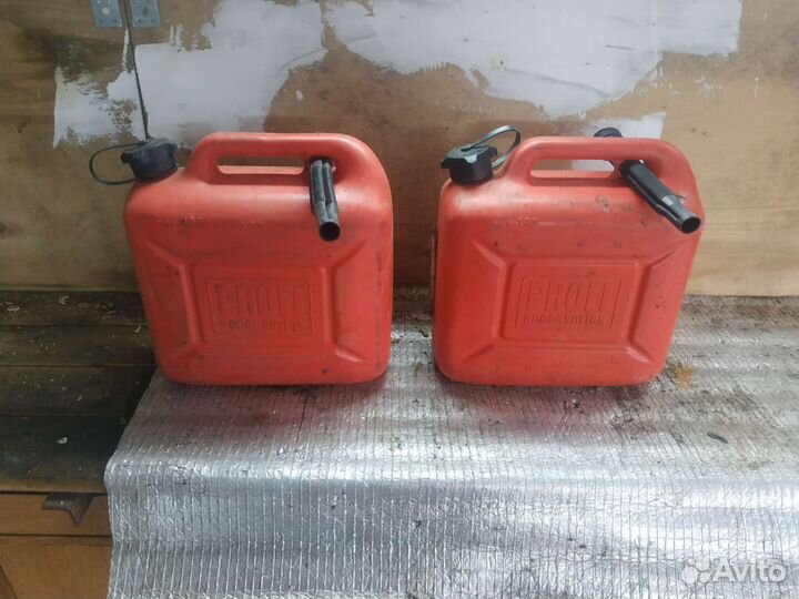 Канистра пластиковая 10 литров