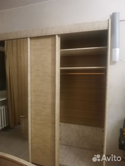 Шкаф для одежды бу