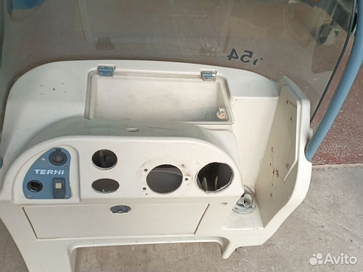 Консоль для катера