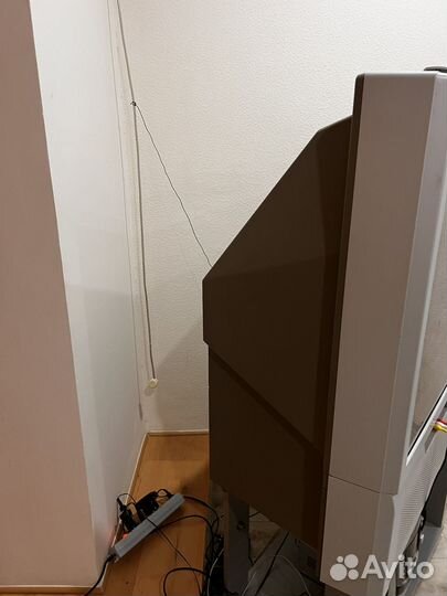 Продаю телевизор sony