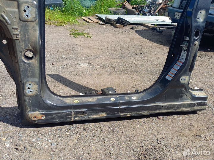 Порог левый Субару Трибека