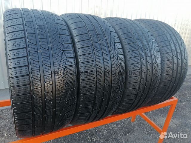 Pirelli Winter Sottozero 240 Serie II 235/35 R19 92V