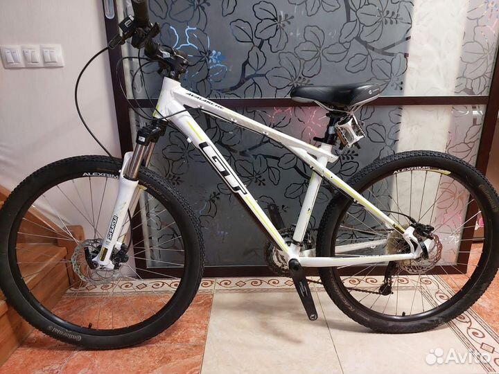 Велосипеды горные GT Avalanche Sport Comp Elite
