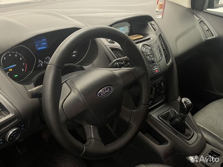 Ford Focus 1.6 МТ, 2011, 264 800 км