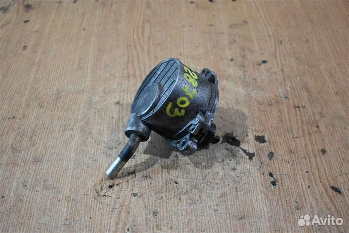 Вакуумный насос Mercedes-Benz Ml (W163)