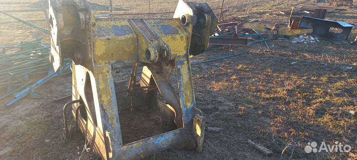 Ковш, передняя рама,корамысло,цилиндры на амкодор