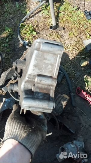 Крышка лобовины левая BMW X5 E53