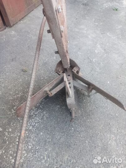 Плуг окучник ручной