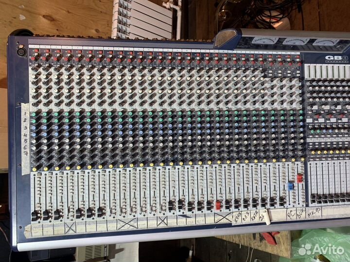Пульт soundcraft GB8-48