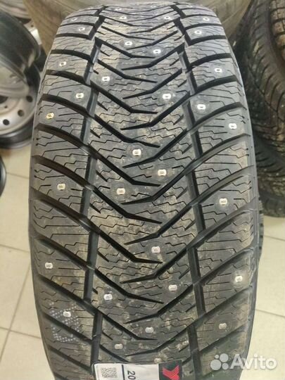 Yokohama IceGuard Stud IG65 205/55 R16
