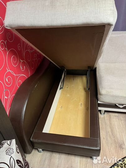 Угловой диван бу