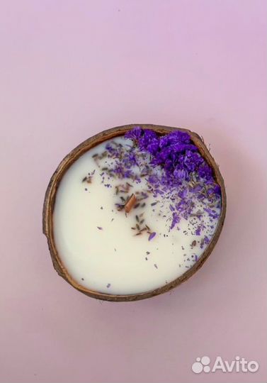 Свеча в кокосе