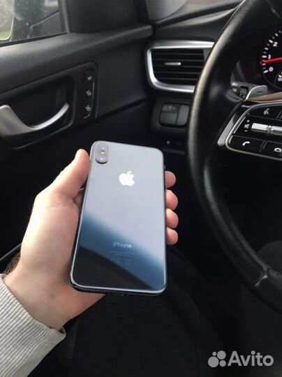 iPhone X, 64 ГБ