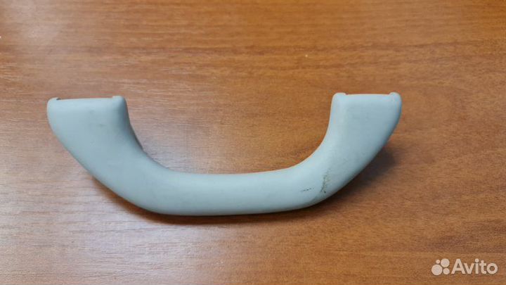 Ручка потолочная передняя Volkswagen Passat B6