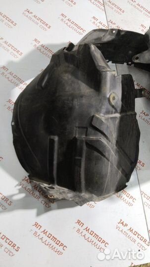 Подкрылок задний правый Nissan Juke NF15 MR16DT