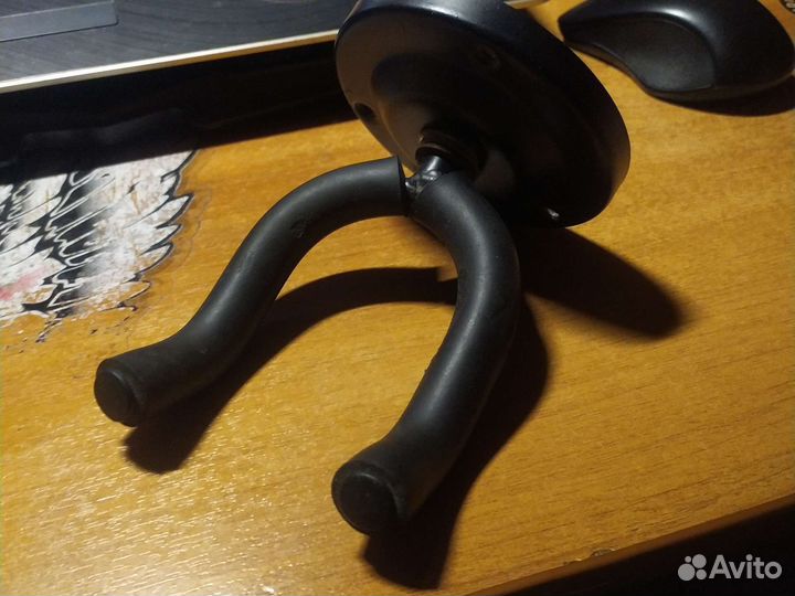 Гитарный держатель