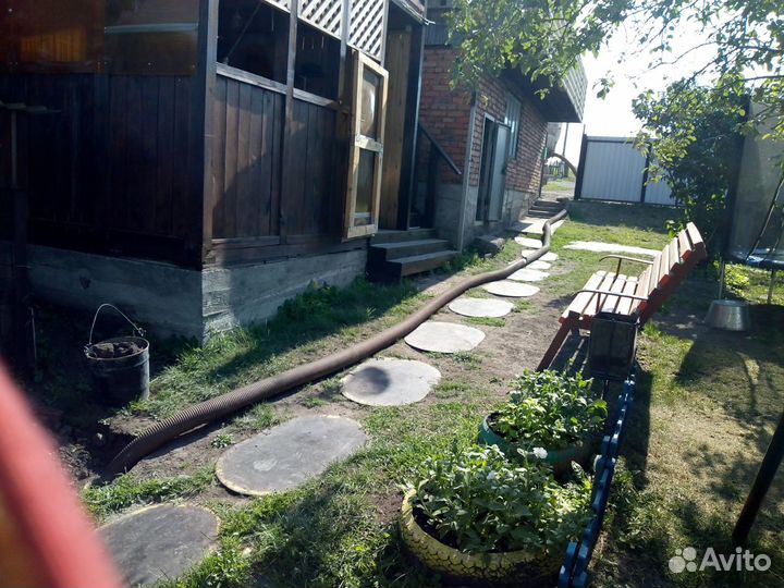 Услуги ассенизатора. Ассенизатор 11 кубов. Откачка