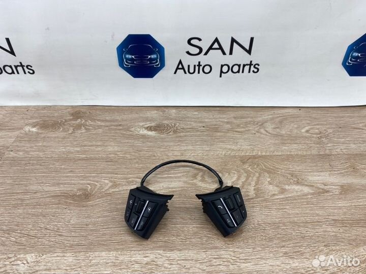 Кнопки на руль Bmw 5 F10 N63B44 2011