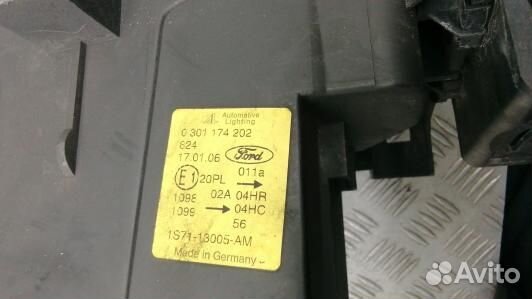 Фара правая ford mondeo 3 (YBE04MU01)