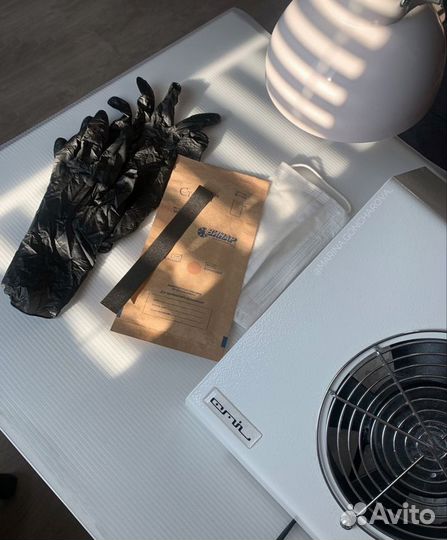 Ищем мастера маникюра и педикюра