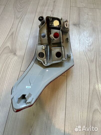 Задние фонари Citroen C-eiysee 2014