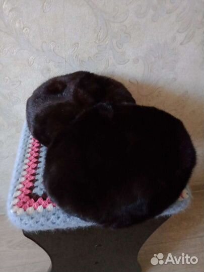 Норковые шапки