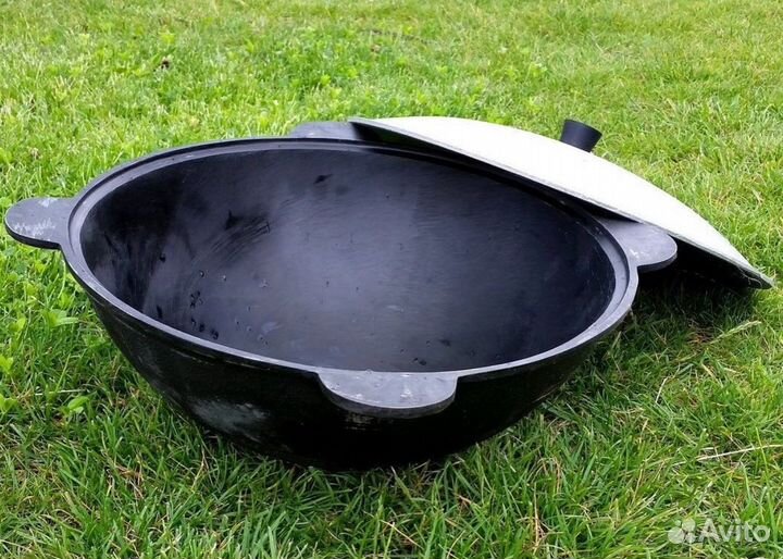 Казан чугунный с печкой на 16л