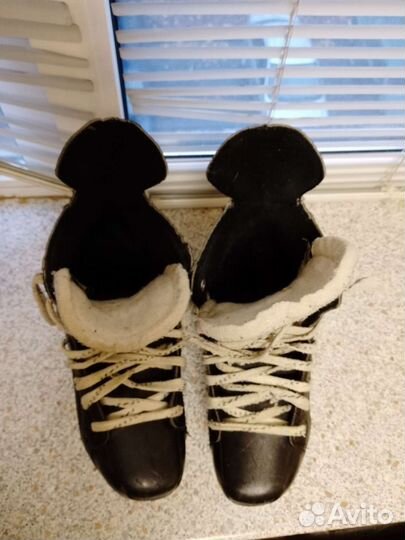 Хоккейные коньки bauer 43 размер