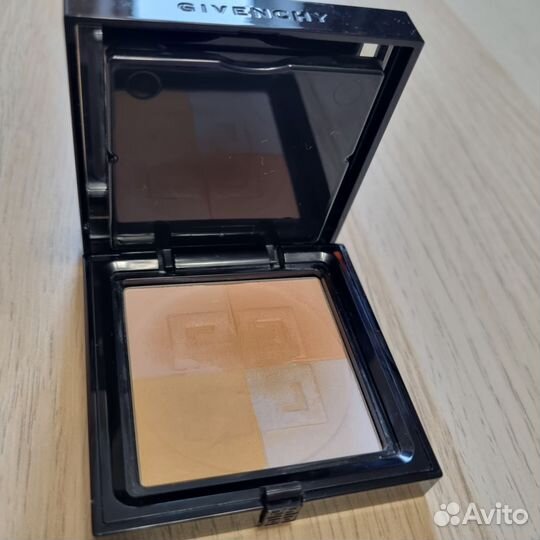 Пудра компактная givenchy