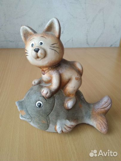 Сувенир глина Кот рыба