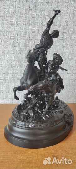 Кабинетная скульптура 