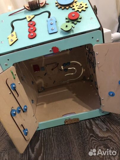 Бизиборд домик большой