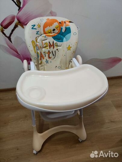 Стульчик для кормления babyton