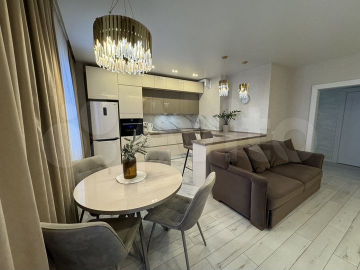 3-к. квартира, 75,6 м², 6/10 эт.