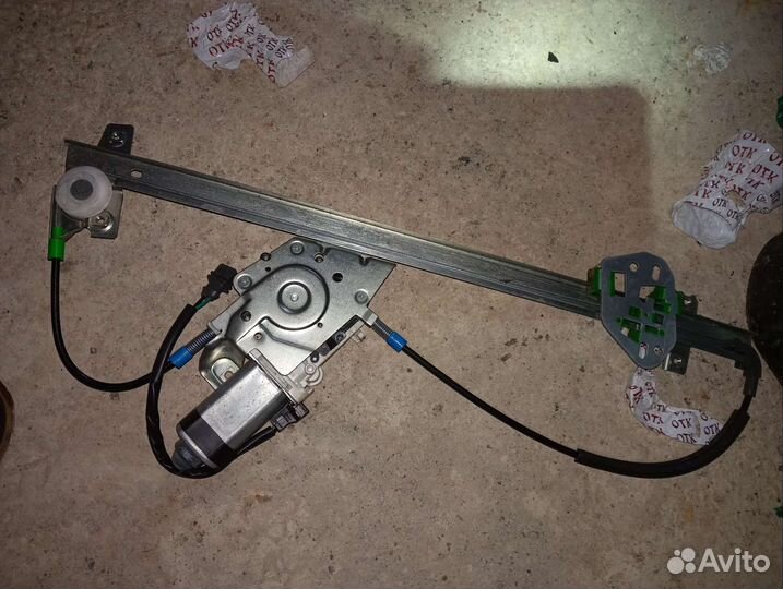 Стеклоподьемник